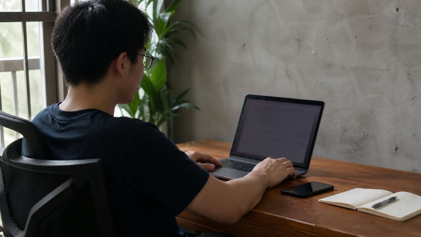 Managed OpenClaw setup onboarding on a laptop